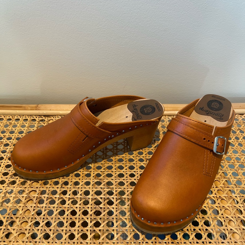 Troentorp Leather Wooden Clogs - 38 / 8 - Picture 3 of 7